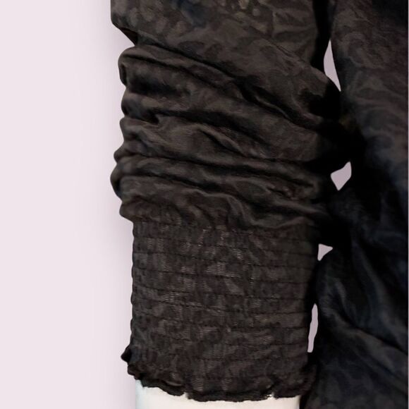 *nwt* Aventura Black Leopard Sheer Long Sleeve High Neck Blouse Sustainable - Picture 3 of 7